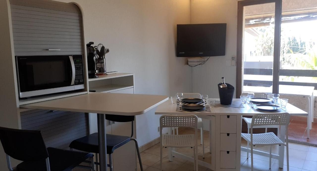 Appartement Terrasse Vue Mer, Plage Gorguette A 1 Minute A Pied, Wifi,Clim Parking Collectif Sanary-sur-Mer Eksteriør bilde